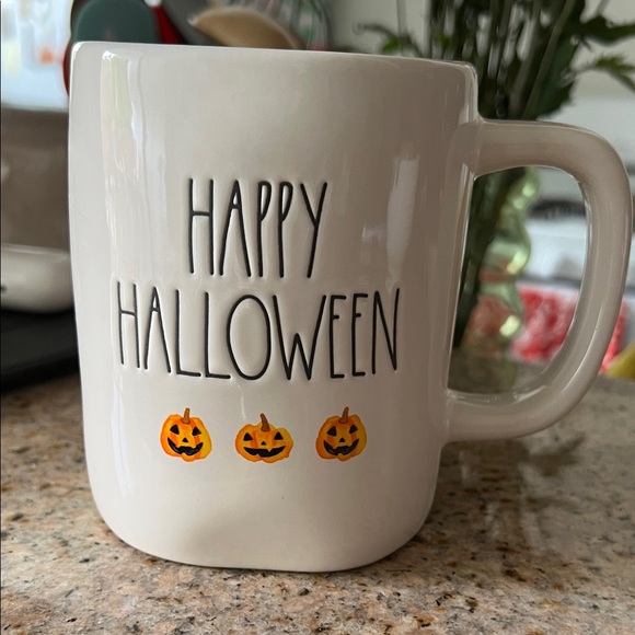 Rae Dunn Cream Happy Halloween Mug with Orange Pumpkins 🎃 - Picture 1 of 2